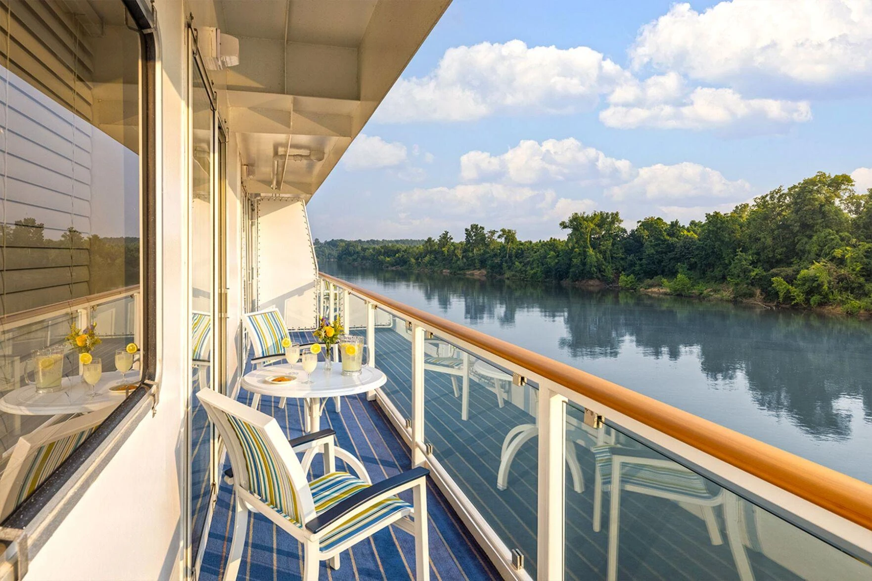 A luxury cruise in Napa Valley