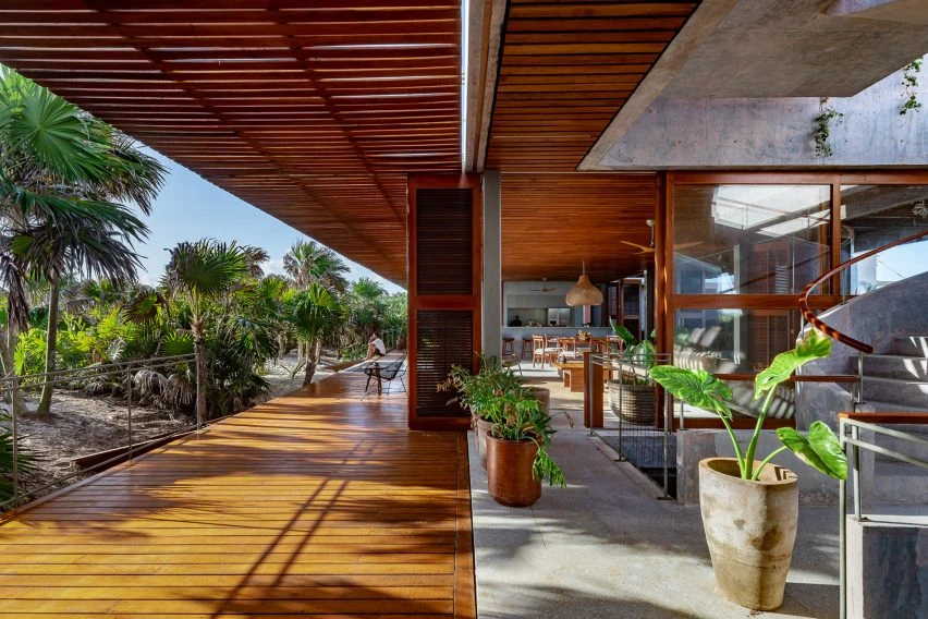 Casa Bautista by Productora