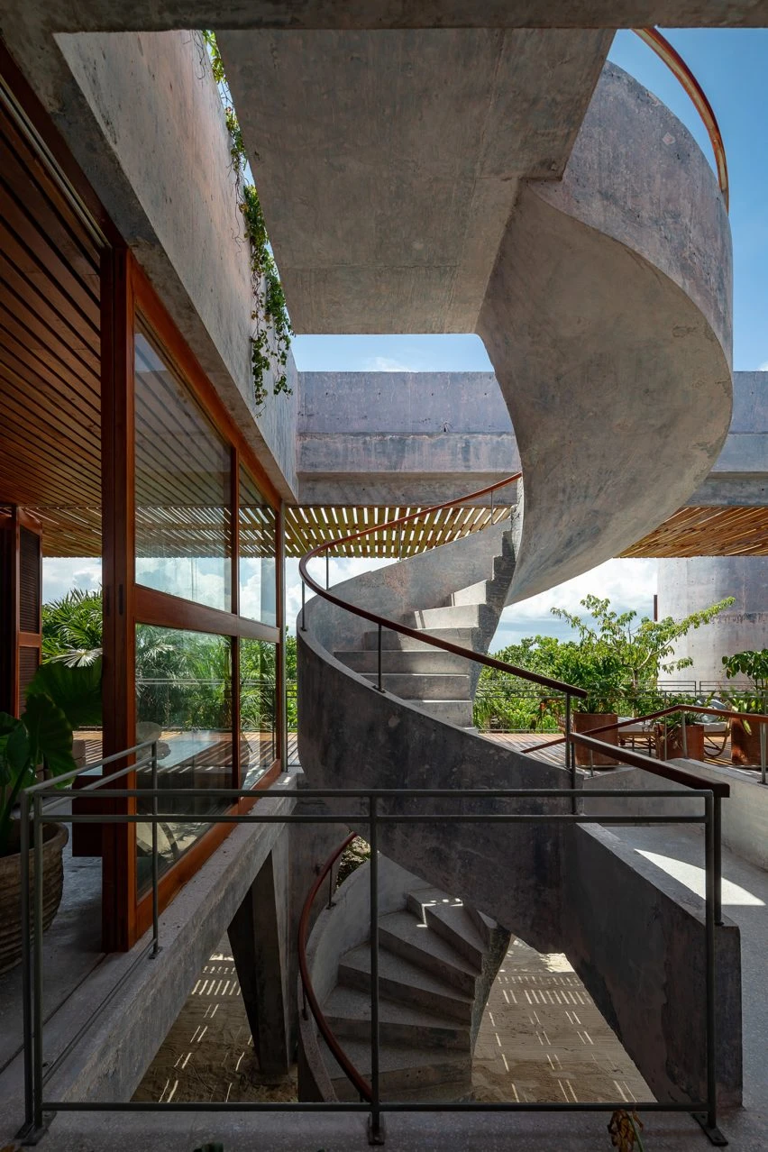 Casa Bautista by Productora